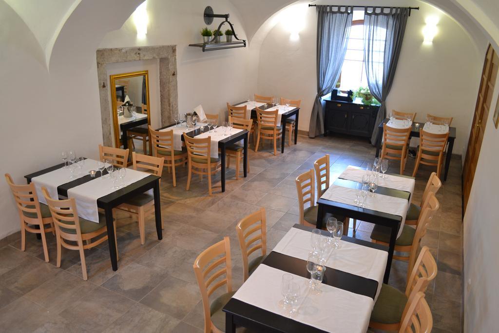 Hotel Anton Telc Luaran gambar