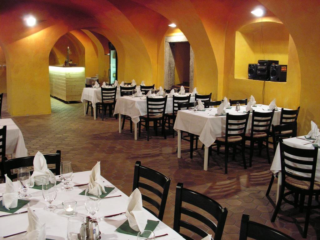 Hotel Anton Telc Luaran gambar